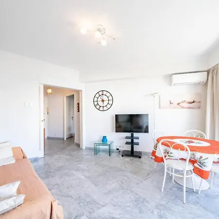 Apartment Charming 1 Bedroom On The Floor Cannes